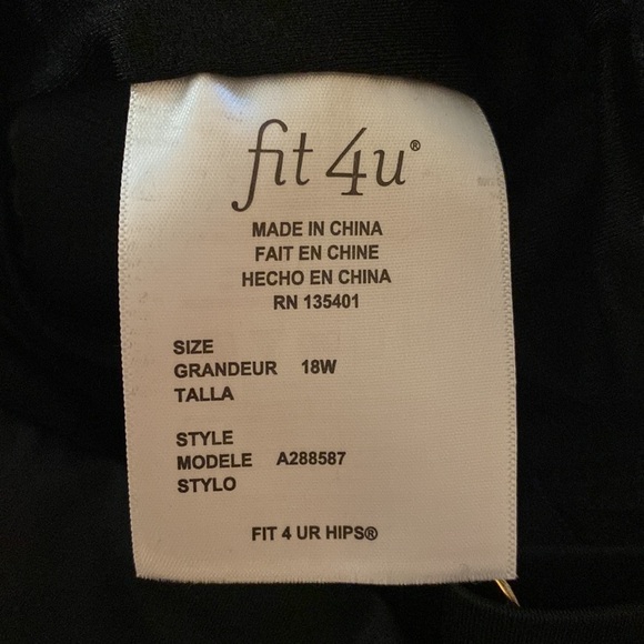 Fit 4 U High Neck Tiered Swimsuit Size 18W - Picture 9 of 11